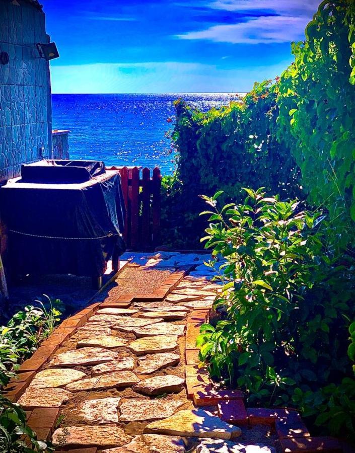 Anzio A Picco Sul Mare! Appartement Buitenkant foto