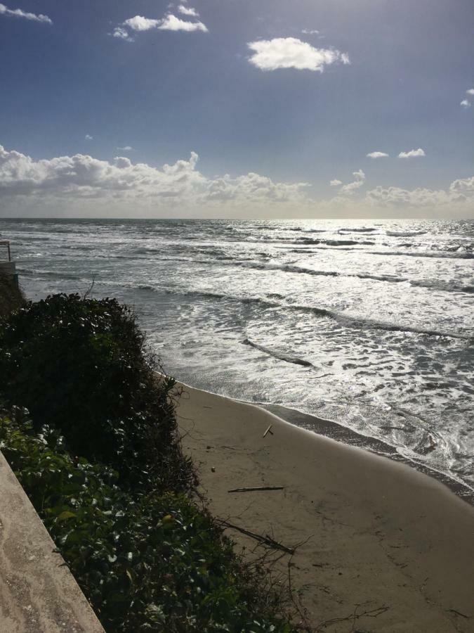 Anzio A Picco Sul Mare! Appartement Buitenkant foto